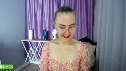 Snapshot of queen_a_n_i chatting on December 2024 09:55:02 AM A N I  Ill be here on December 1st online show from December 2024 09:55:02 AM