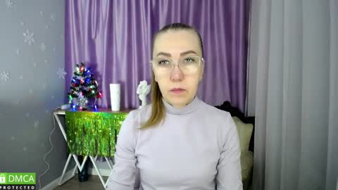 Snapshot of queen_a_n_i chatting on December 2024 06:01:02 AM A N I  Ill be here on December 1st online show from December 2024 06:01:02 AM