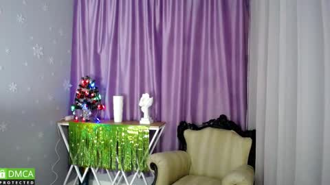 Snapshot of queen_a_n_i chatting on December 2024 10:30:01 AM A N I  Ill be here on December 1st online show from December 2024 10:30:01 AM