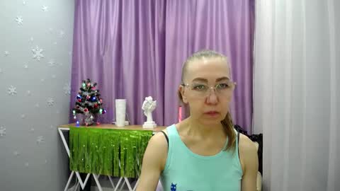 Snapshot of queen_a_n_i chatting on December 2024 10:28:01 AM A N I  Ill be here on December 1st online show from December 2024 10:28:01 AM