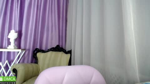 Snapshot of queen_a_n_i chatting on January 2025 11:55:01 AM A N I  Ill be here on December 1st online show from January 2025 11:55:01 AM