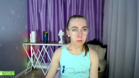 Snapshot of queen_a_n_i chatting on February 2025 08:22:02 AM A N I  Ill be here on December 1st online show from February 2025 08:22:02 AM