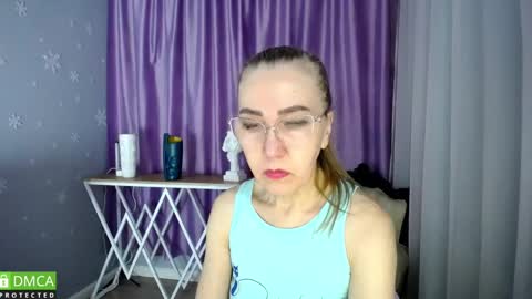 Snapshot of queen_a_n_i chatting on February 2025 02:33:01 PM A N I  Ill be here on December 1st online show from February 2025 02:33:01 PM