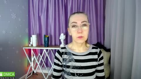 Snapshot of queen_a_n_i chatting on February 2025 02:40:02 AM A N I  Ill be here on December 1st online show from February 2025 02:40:02 AM