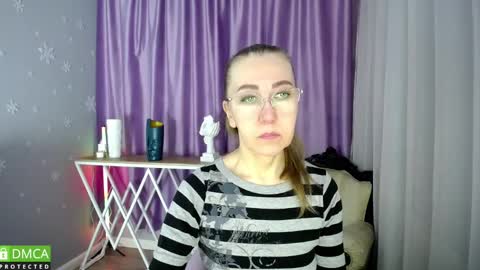 Snapshot of queen_a_n_i chatting on March 2025 08:19:02 AM A N I  Ill be here on December 1st online show from March 2025 08:19:02 AM