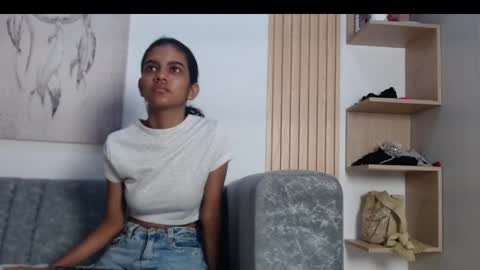 Snapshot of queen_adhara chatting on May 2026 12:32:02 PM ANTONELLA online show from May 2026 12:32:02 PM