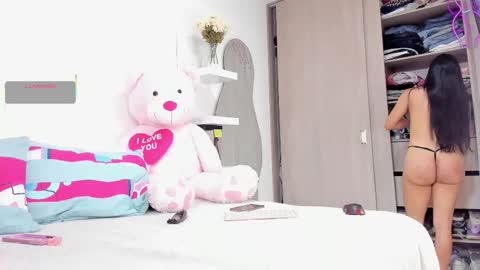  QUEEN ANTONELLA  online show from January 2026 06:09:01 PM