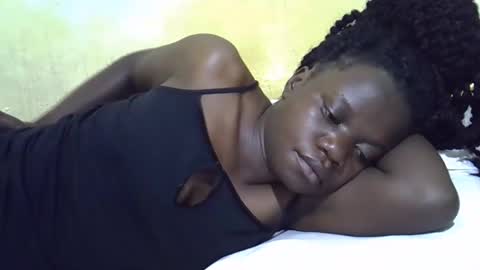 Snapshot of queen_darling3 chatting on January 2026 08:45:01 PM Gentrix online show from January 2026 08:45:01 PM