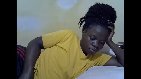 Snapshot of queen_darling3 chatting on January 2026 09:07:02 PM Gentrix online show from January 2026 09:07:02 PM