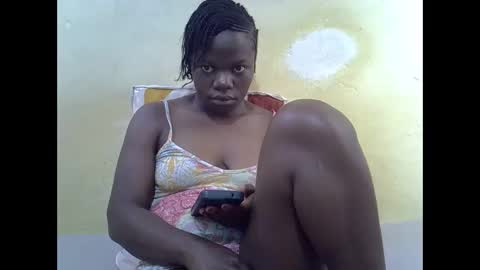 Snapshot of queen_darling3 chatting on February 2026 09:27:01 AM Gentrix online show from February 2026 09:27:01 AM