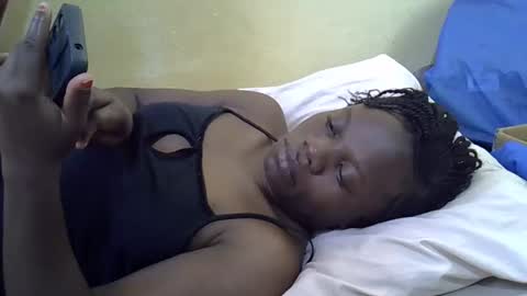 Snapshot of queen_darling3 chatting on February 2026 06:22:02 AM Gentrix online show from February 2026 06:22:02 AM