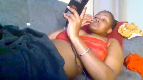 Snapshot of queen_doli chatting on May 2026 12:07:01 AM queen_doli online show from May 2026 12:07:01 AM