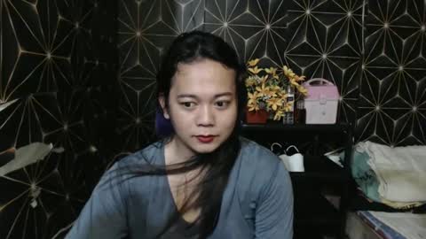 Snapshot of queen_ennah chatting on December 2024 04:06:02 AM queen_ennah online show from December 2024 04:06:02 AM