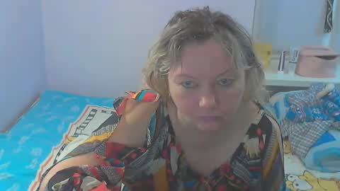 Snapshot of queen_jane8 chatting on November 2025 12:16:02 PM queen_jane8 online show from November 2025 12:16:02 PM