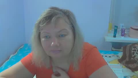 Snapshot of queen_jane8 chatting on December 2025 01:42:01 PM queen_jane8 online show from December 2025 01:42:01 PM