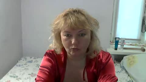 Snapshot of queen_jane8 chatting on May 2026 11:18:01 AM queen_jane8 online show from May 2026 11:18:01 AM