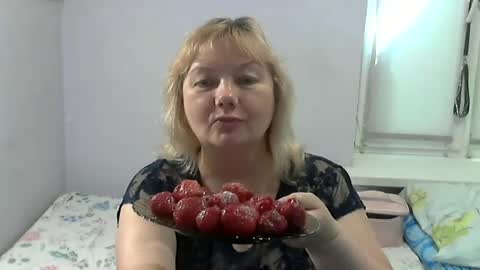 Snapshot of queen_jane8 chatting on June 2026 12:18:01 PM queen_jane8 online show from June 2026 12:18:01 PM