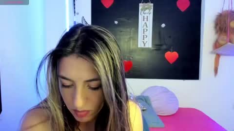 queen_natttyy online show from January 2025 07:03:01 AM