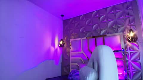 Snapshot of queen_perla_ chatting on May 2026 12:10:01 PM online show from May 2026 12:10:01 PM