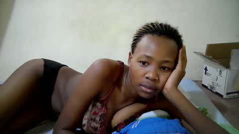 Snapshot of queen_slender chatting on May 2026 06:31:02 AM queen_slender online show from May 2026 06:31:02 AM