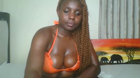 queen online show from April 2026 09:32:01 PM