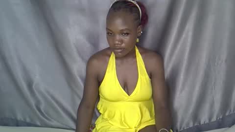 Snapshot of queenbest chatting on March 2026 02:28:02 PM Cindy Melahnin online show from March 2026 02:28:02 PM