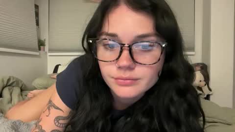 Snapshot of queencassidyy chatting on May 2026 03:36:02 AM Cassidy online show from May 2026 03:36:02 AM