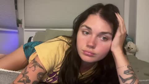 Snapshot of queencassidyy chatting on July 2026 03:27:01 AM Cassidy online show from July 2026 03:27:01 AM