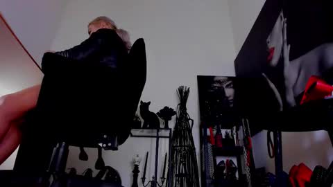 Misscatsnow online show from February 2026 02:16:02 AM