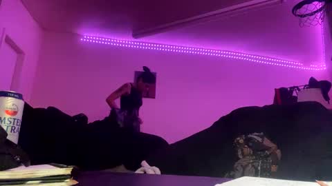 queenfer_ online show from February 2026 05:33:02 AM