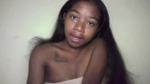 Snapshot of queennaya chatting on June 2026 11:27:01 AM queennaya online show from June 2026 11:27:01 AM