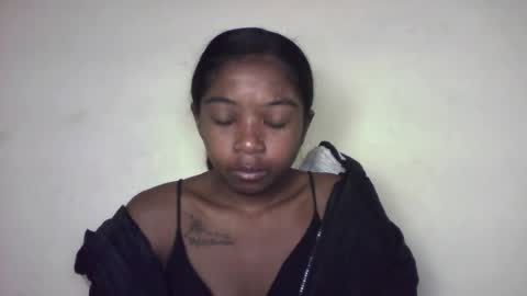 Snapshot of queennaya chatting on July 2026 10:41:01 AM queennaya online show from July 2026 10:41:01 AM