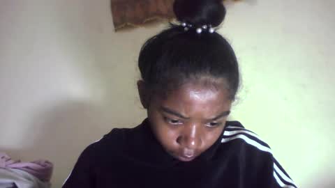 Snapshot of queennaya chatting on July 2026 08:52:02 PM queennaya online show from July 2026 08:52:02 PM