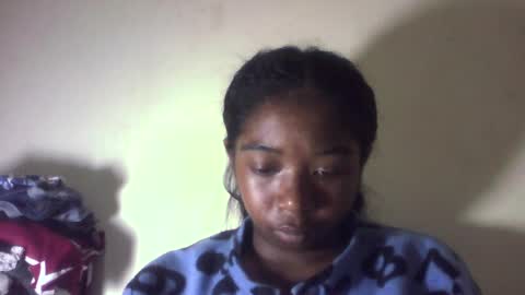 Snapshot of queennaya chatting on August 2026 12:43:02 AM queennaya online show from August 2026 12:43:02 AM