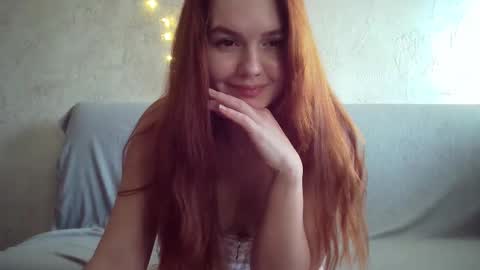 Snapshot of queenofmodels chatting on January 2025 12:27:02 PM QueenOfModels online show from January 2025 12:27:02 PM