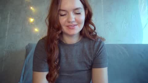 Snapshot of queenofmodels chatting on January 2025 05:40:02 AM QueenOfModels online show from January 2025 05:40:02 AM