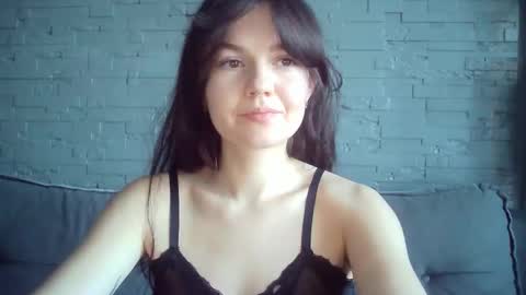 Snapshot of queenofmodels chatting on November 2025 01:11:02 PM QueenOfModels online show from November 2025 01:11:02 PM