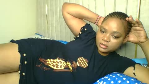 Snapshot of queenofsouls chatting on January 2025 06:22:01 AM . online show from January 2025 06:22:01 AM