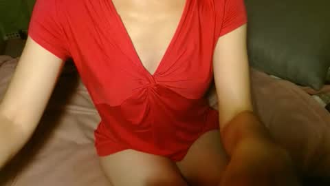 Snapshot of queenoftenderness chatting on September 2025 08:58:02 PM queenoftenderness online show from September 2025 08:58:02 PM