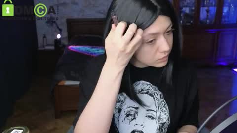     follow my new insta  online show from December 2025 09:37:02 AM