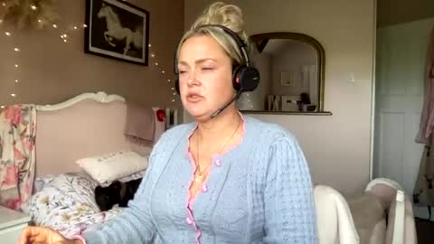 PrincessP333 online show from May 2026 08:00:01 AM
