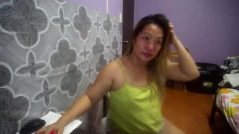 quelly40 online show from September 2025 11:23:01 AM