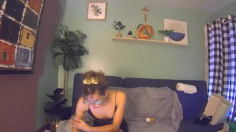 Snapshot of queridamiahh chatting on September 2025 06:00:01 PM Mia online show from September 2025 06:00:01 PM