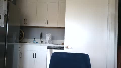 Jim online show from February 2026 06:28:01 PM