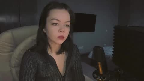 Snapshot of quietluxury chatting on February 2026 01:49:01 PM quietluxury online show from February 2026 01:49:01 PM