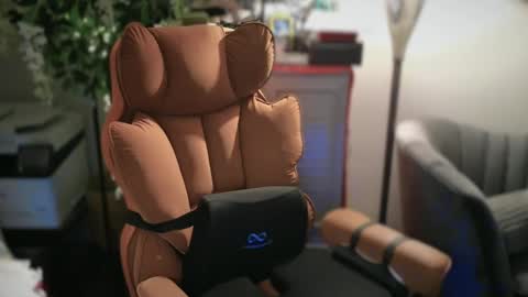 Snapshot of qweenviva chatting on September 2025 02:00:02 AM ViVaLuvLicious online show from September 2025 02:00:02 AM