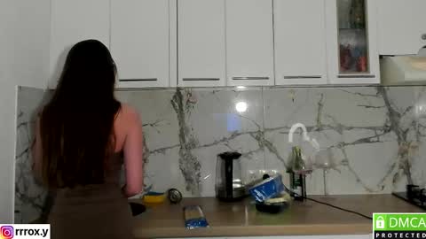 r00xvel online show from January 2026 01:04:01 PM