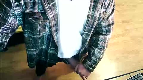 r2deplex31 online show from November 2025 03:50:01 PM