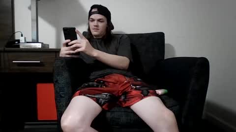 r_monkey583 online show from November 2025 04:00:01 AM