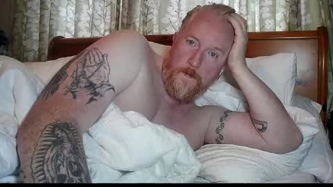 Snapshot of r_o_h_a_n chatting on September 2025 07:31:01 AM r_o_h_a_n online show from September 2025 07:31:01 AM